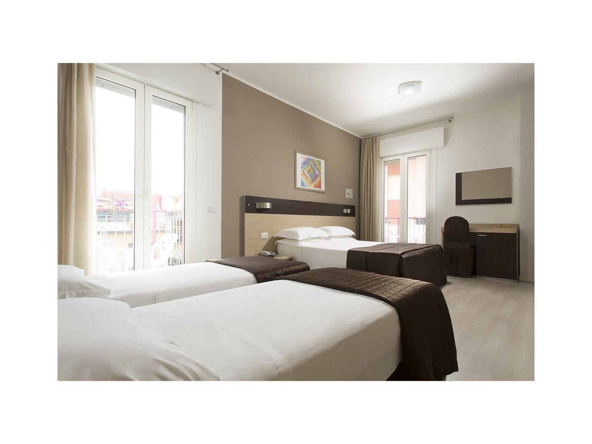 Hotel Gardenia Lido di Jesolo Esterno foto