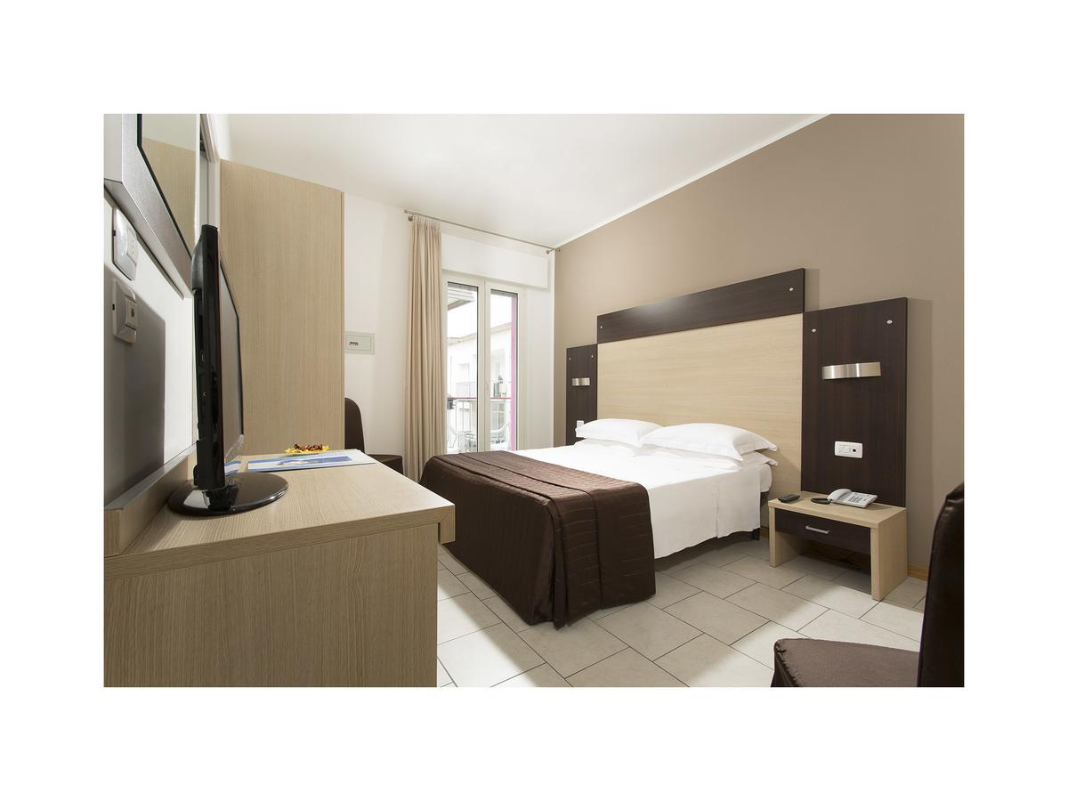 Hotel Gardenia Lido di Jesolo Esterno foto