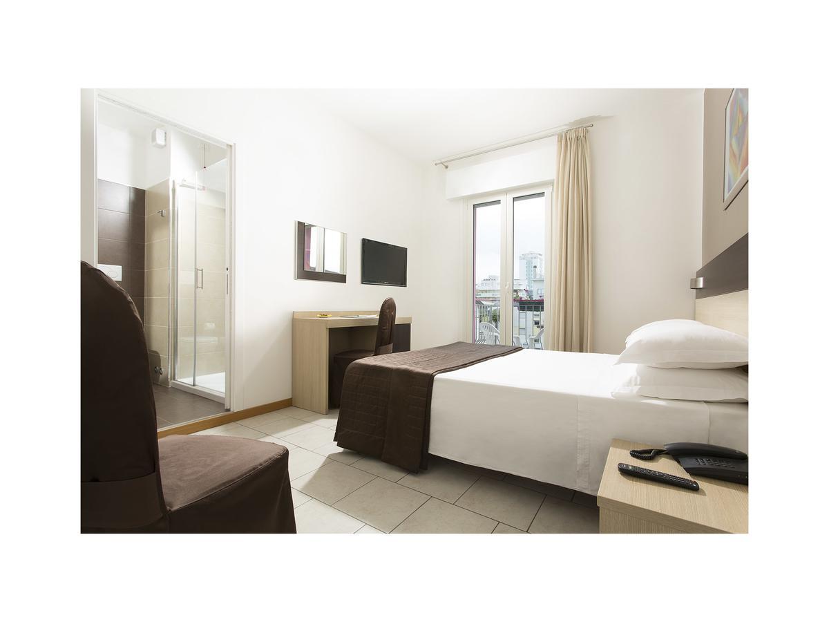 Hotel Gardenia Lido di Jesolo Esterno foto