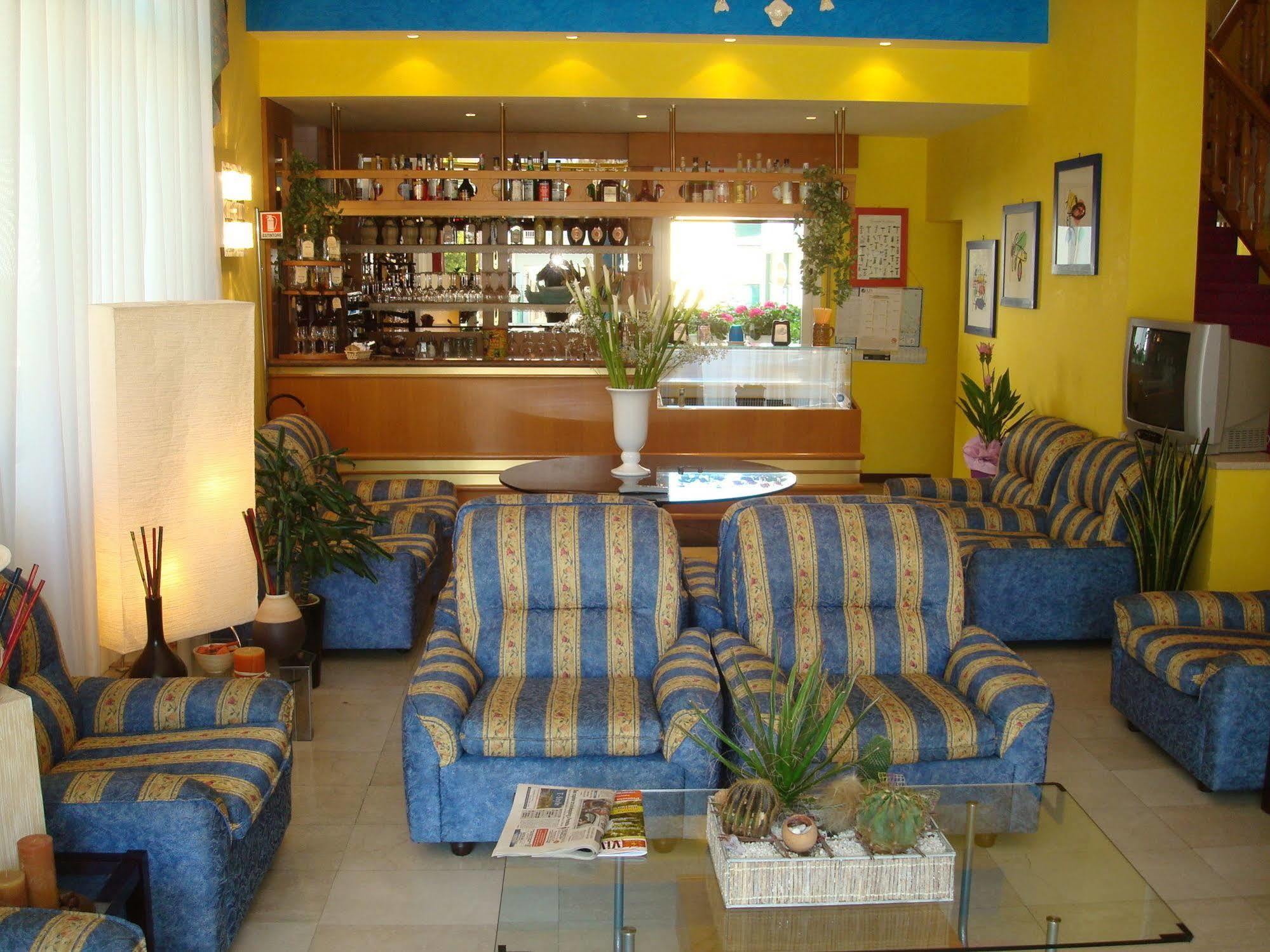 Hotel Gardenia Lido di Jesolo Esterno foto